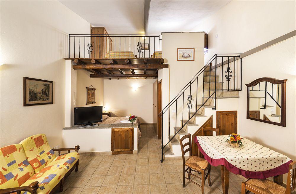 טרקיניה Agriturismo Podere Giulio מראה חיצוני תמונה