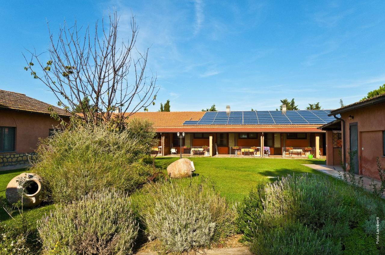 טרקיניה Agriturismo Podere Giulio מראה חיצוני תמונה